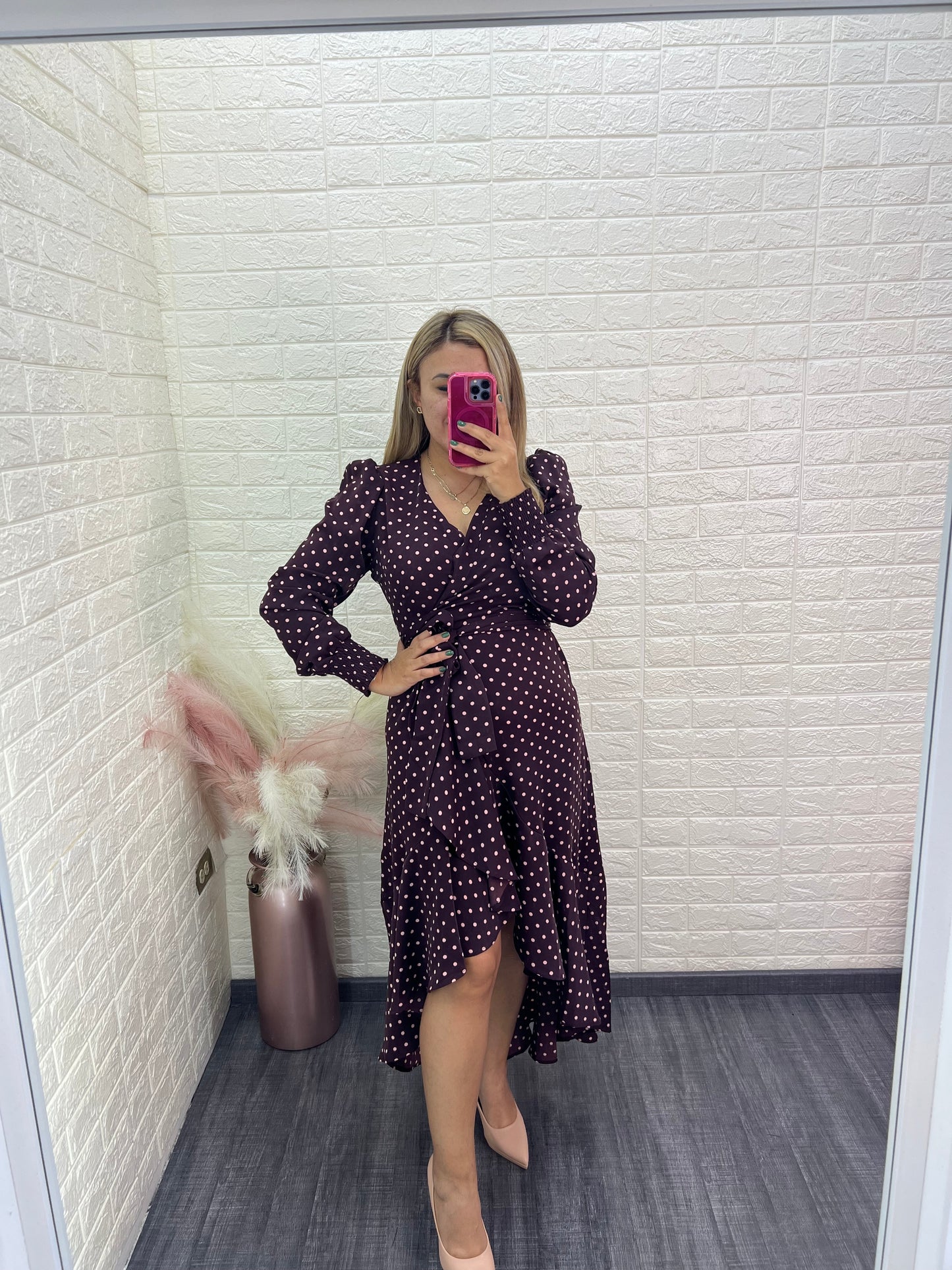 Vestido Largo Guindo Estampado Bolitas Rosas