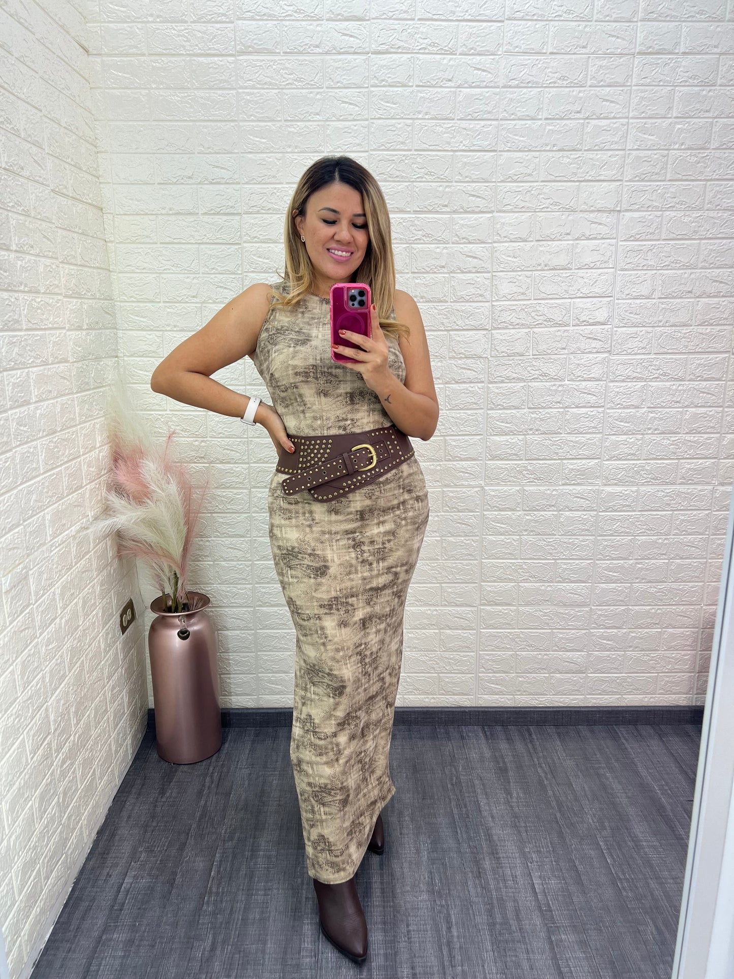 Vestido Largo Sin Mangas Estampado con Cinto