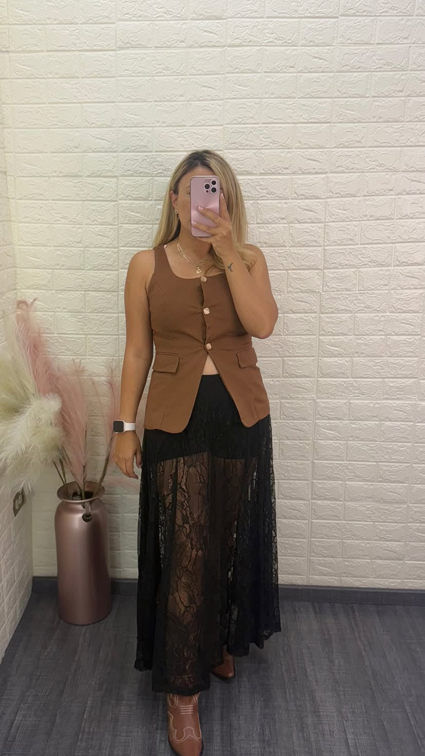 Blusa Chaleco Color Café con Bolsas al Frente