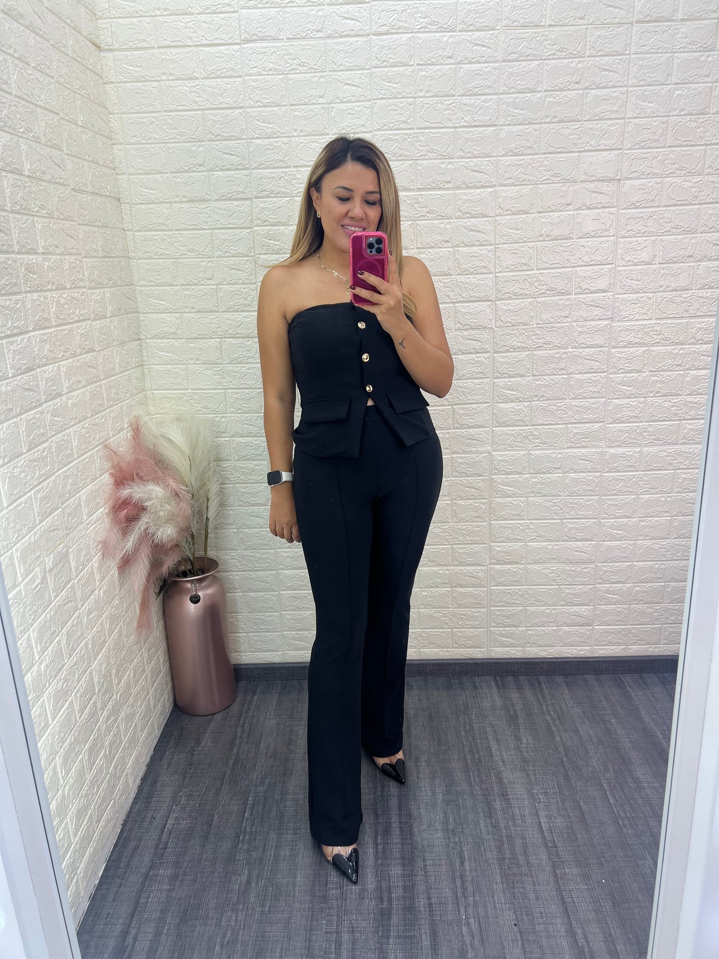 Conjunto Negro de Blusa Straple y Pantalón