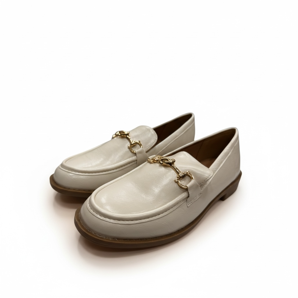 Mocasines Color Cream con Hebilla