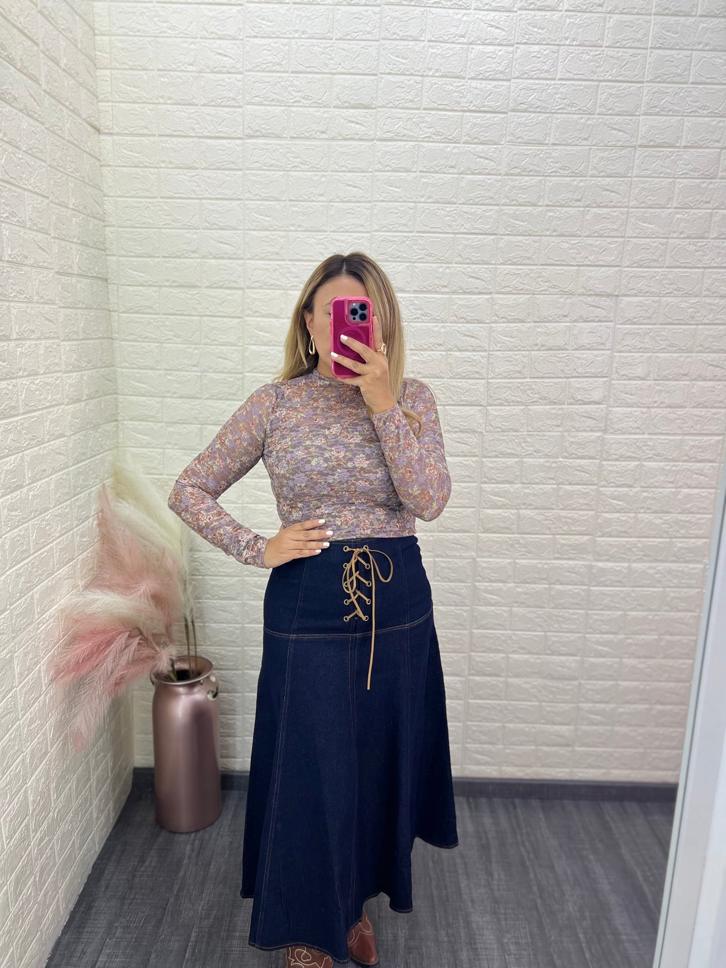 Blusa Estampada de Encaje Manga Larga