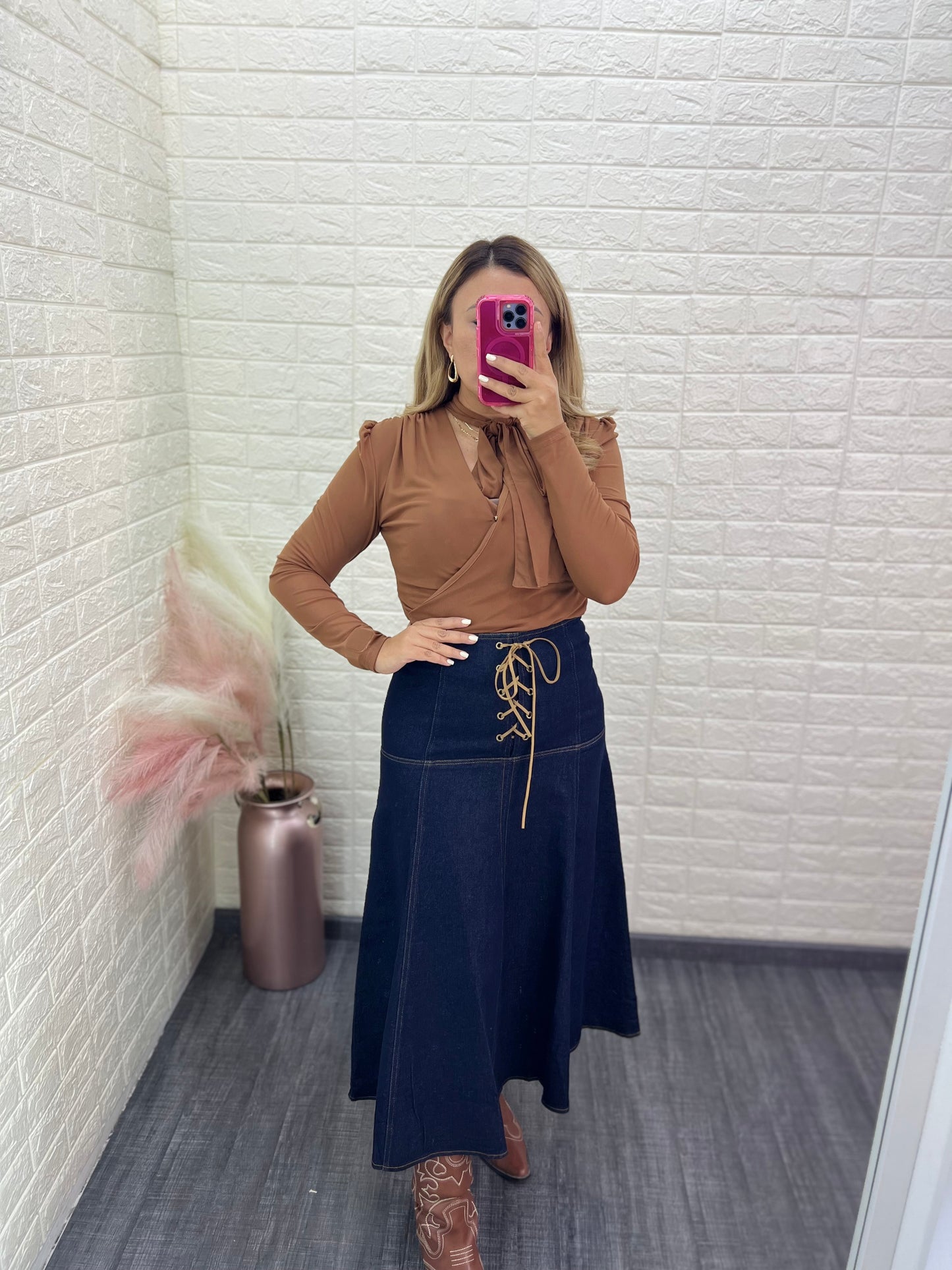 Blusa de Mesh Color Café cuello V