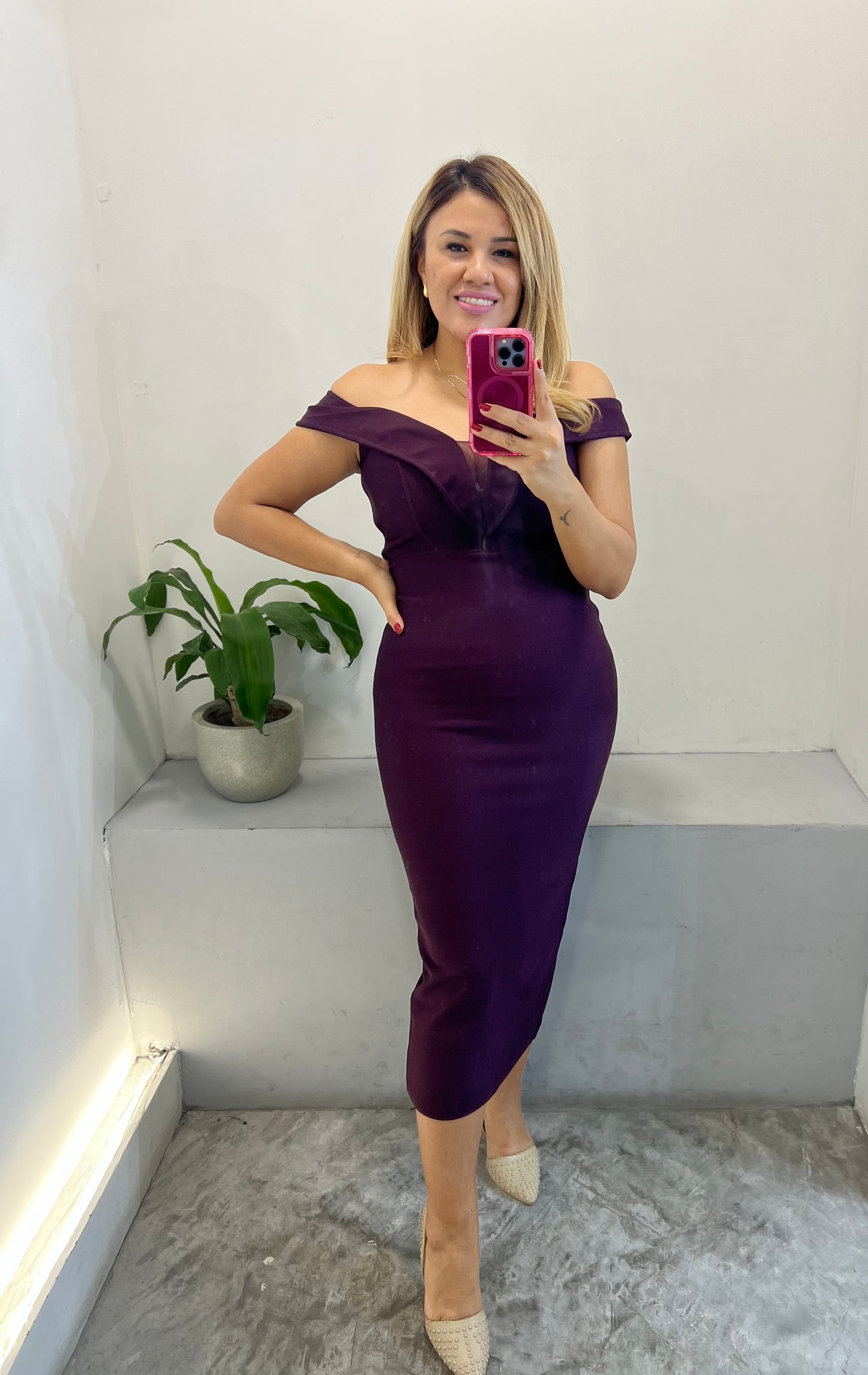 Vestido de Noche Color Uva