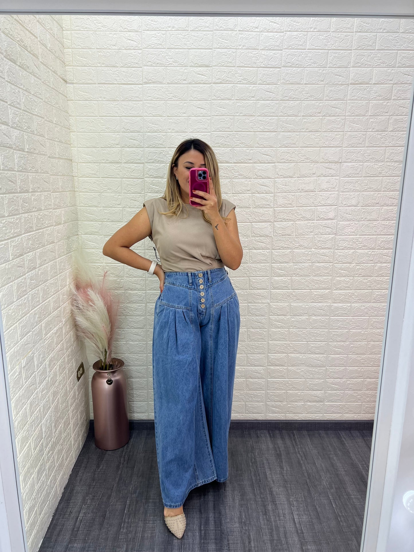 Jeans de Mezclilla con Pinzas Corte Wide Relaxed Straight