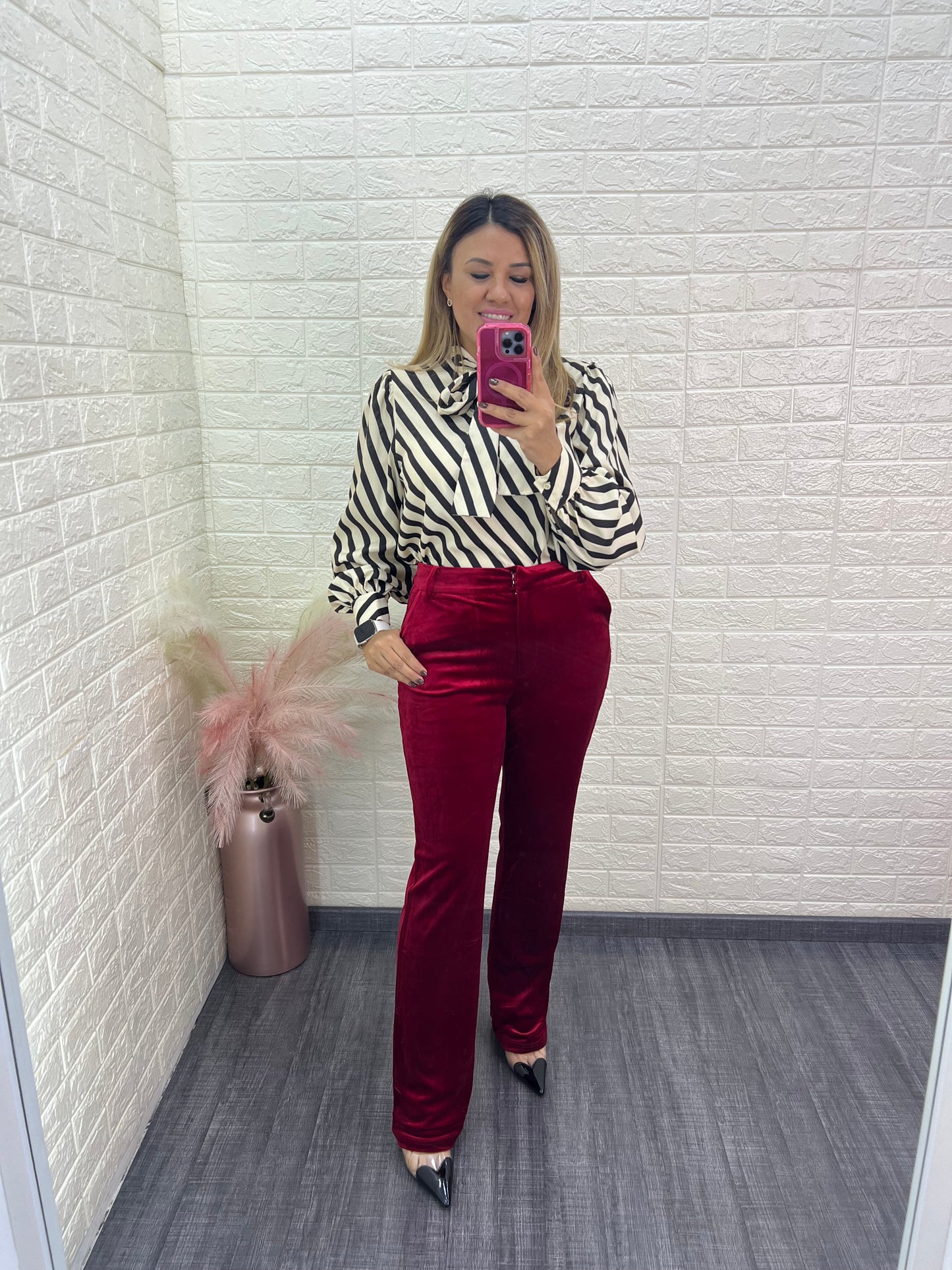 Blusa Ivory de Manga Larga con Estampado Rayas Color Chocolate