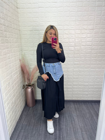 Falda Negra de Tablones con Mezclilla