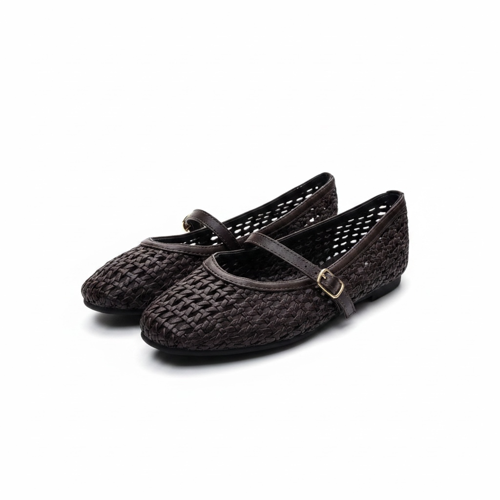 Zapatillas de Malla en Color Chocolate con Correa