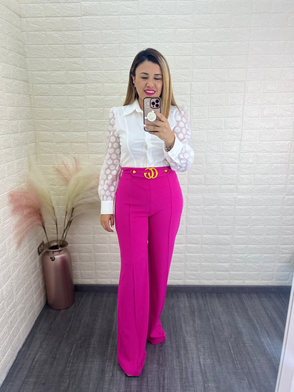 Pantalón Rosa de Vestir con Hebilla Dorada