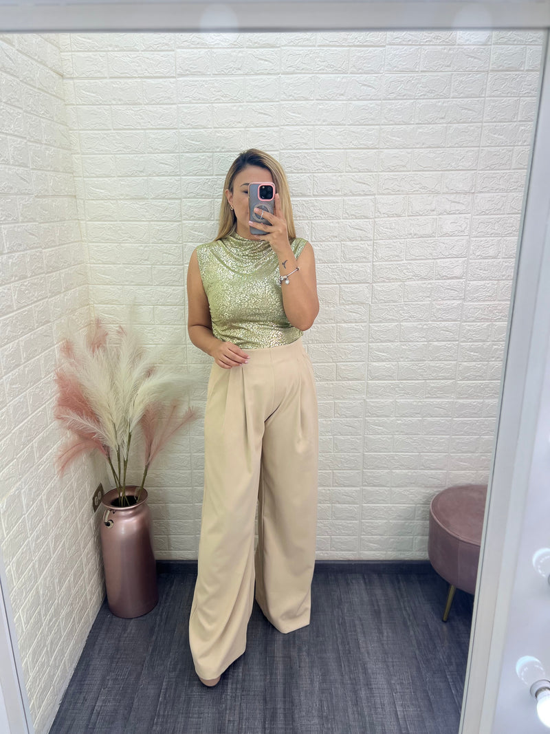 Maxi Pantalón Color Beige con Pinzas