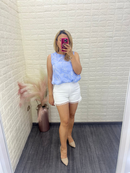 Blusa Color Sky Blue de Resaque con Bordados Beige