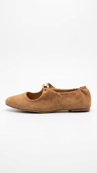 Zapatillas Flats Color Beige con Esfera Dorada