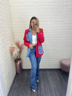 Blazer Rojo Casual con Aplicaciones en Azul Mezclilla