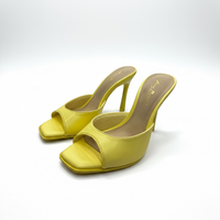 Zapatos Abiertos Color Amarillo Pastel de Tacón Bajo