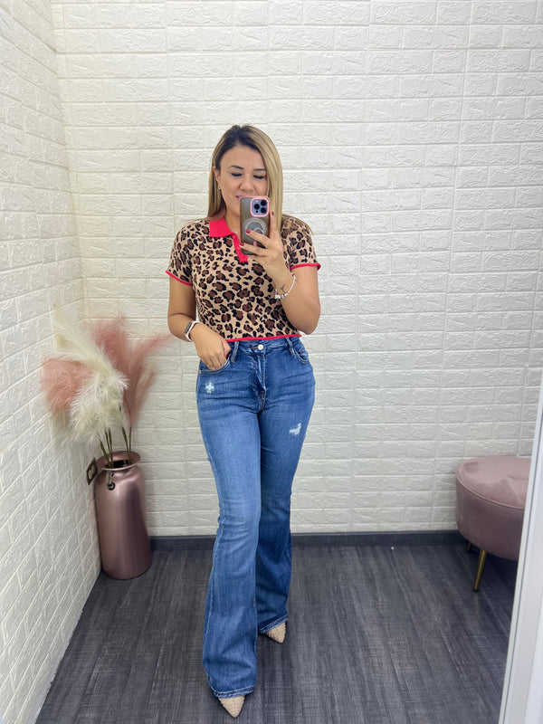 Blusa Suéter de Manga Corta Estampado Animal Print con Vistas en Rojo