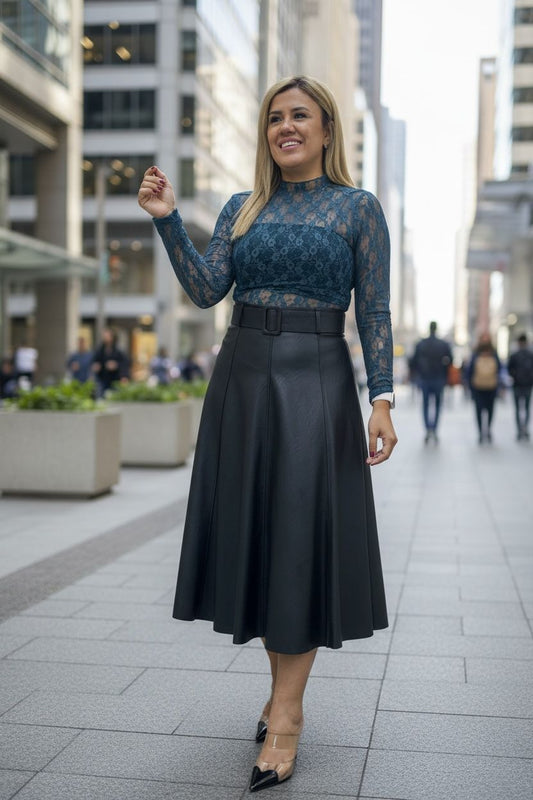 Blusa Color Turquesa de Encaje de Manga Larga