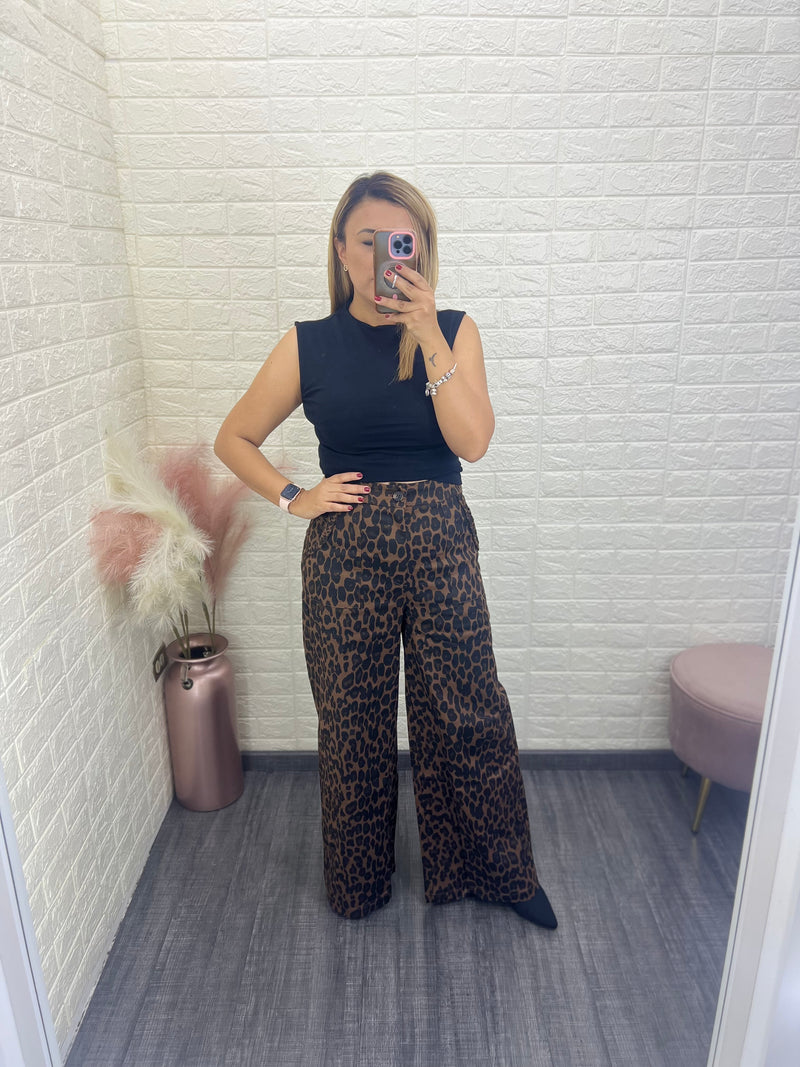 Pantalon de Mezclilla Ligera Estampado Animal Print