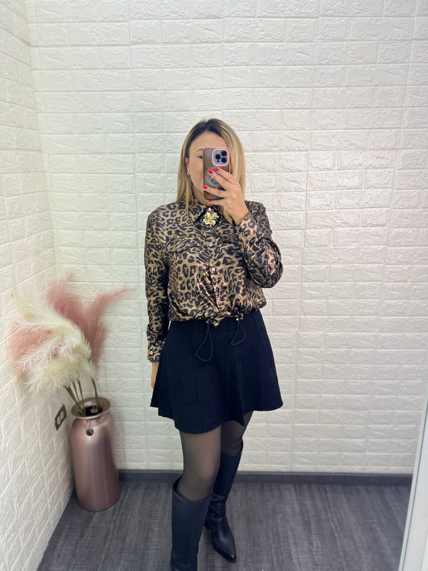 Blusa Satinado Metálico Estampado Animal Print