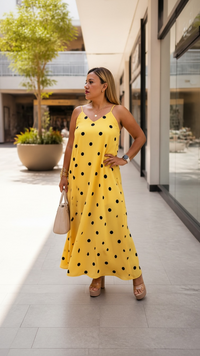 Vestido Amarillo de Tirantes con Estampado Lunares Negros