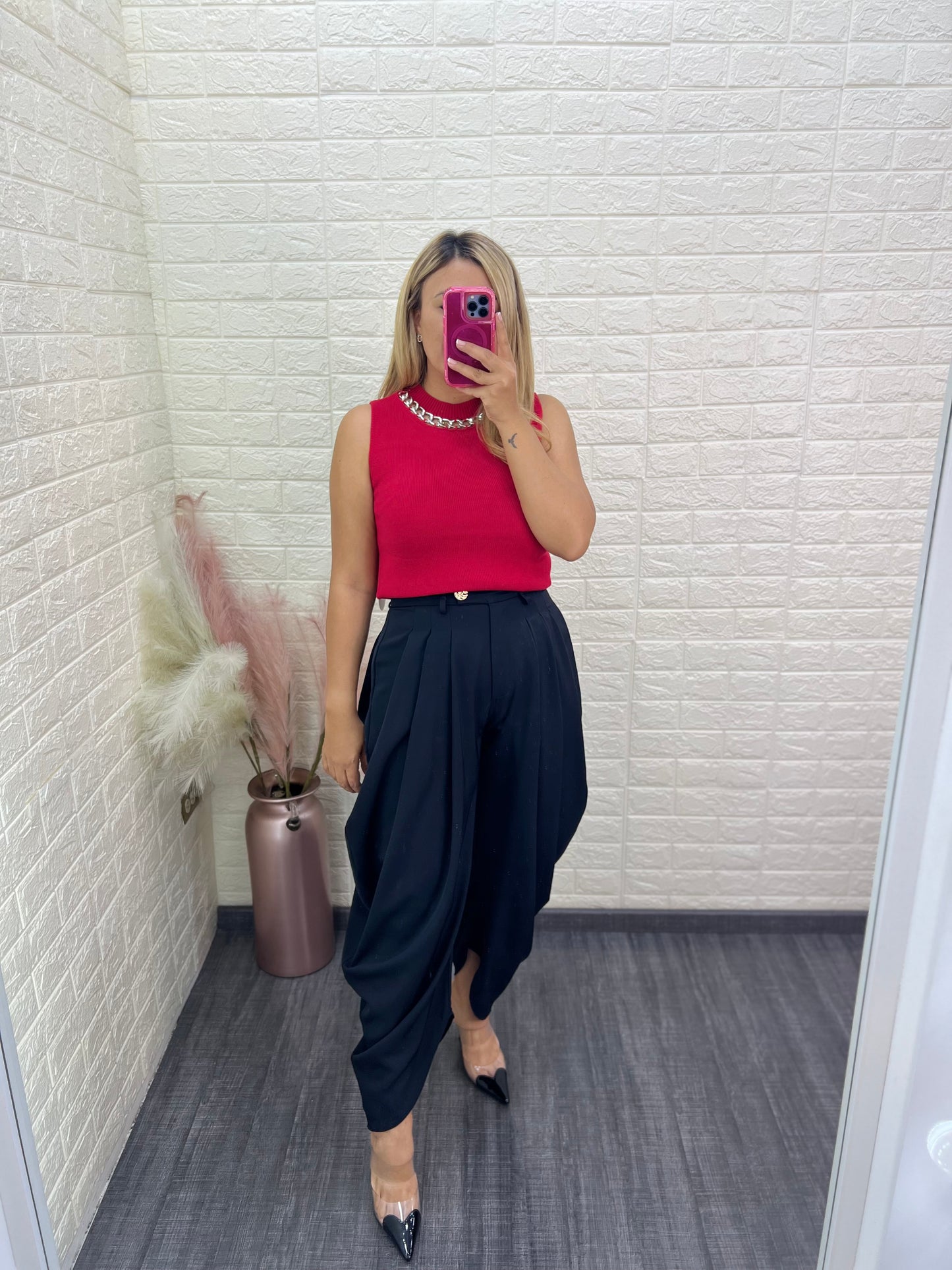 Pantalón Negro Casual Abombado