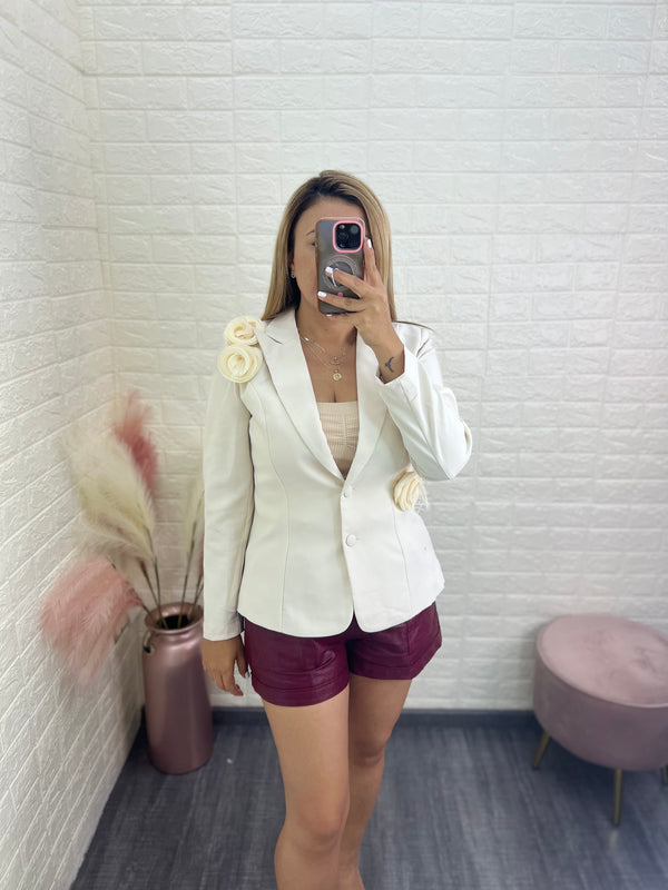 Blazer Con Aplicaciones de Flores al Frente, Color Beige