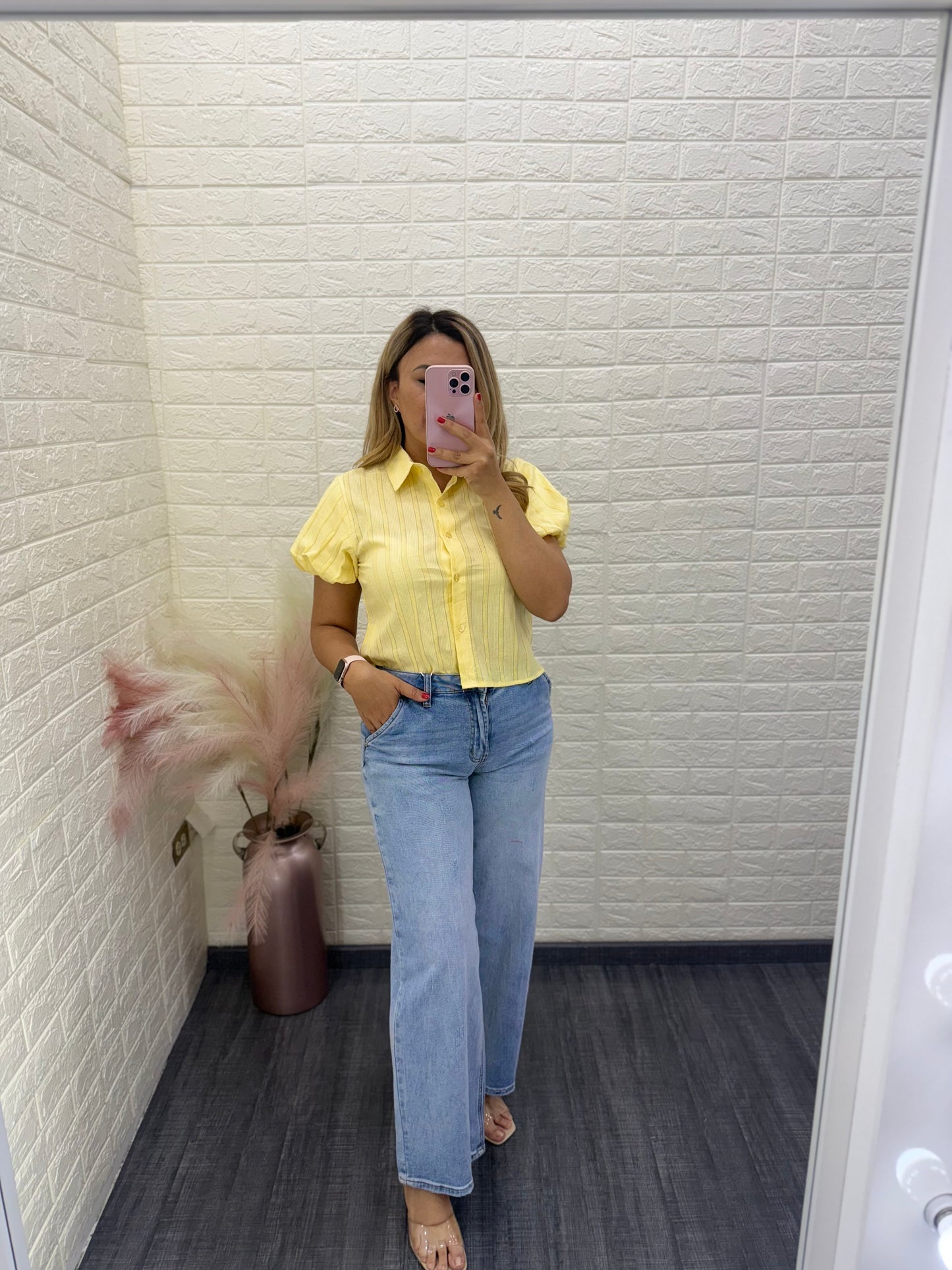 Blusa Manga Abollonada con Textura a Rayas Color Amarillo