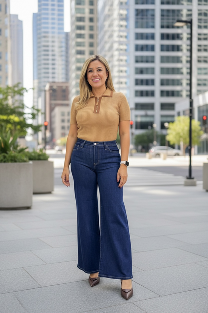 Blusa Color Camel Cuello Polo con Café