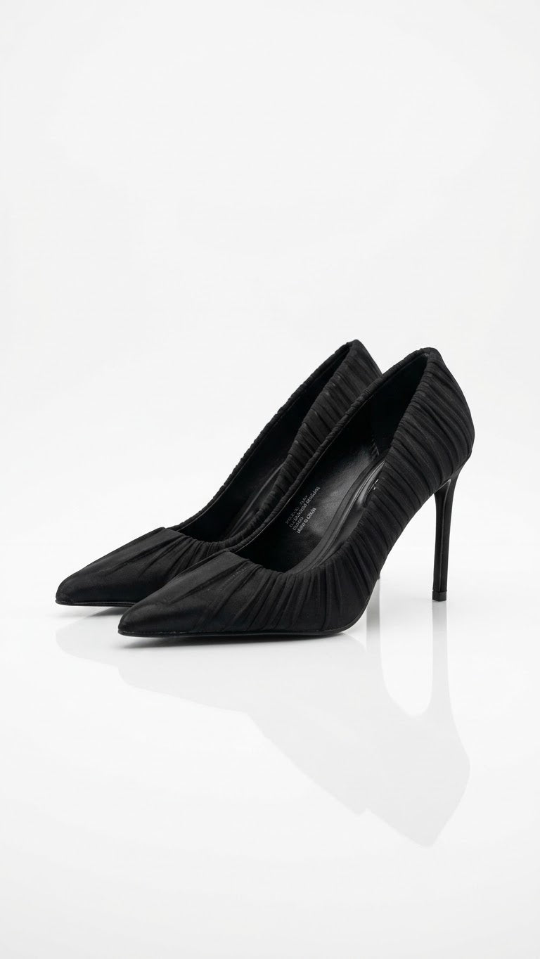 Zapatos de Tacón Negros Forrados de Tela Plisada