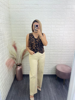 Jeans de Mezclilla Beige Corte Oversized Wide Leg