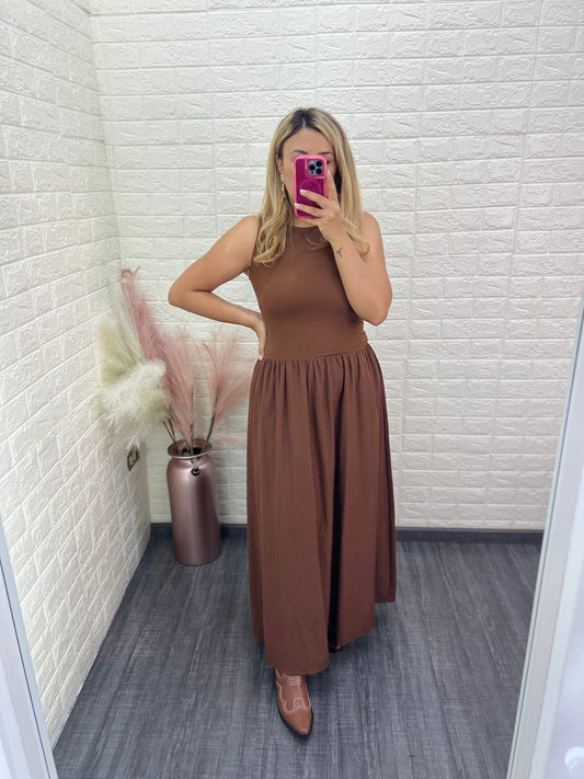 Vestido Café Liso Sin Mangas
