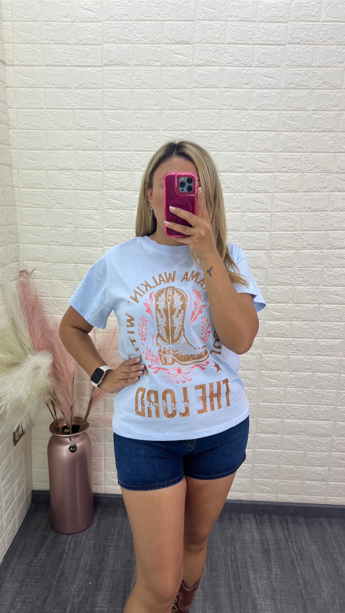 Blusa Color Azul de Manga Corta Estampado de Bota