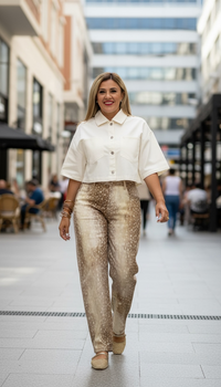 Blusa Corta de Mezclilla Color Cream