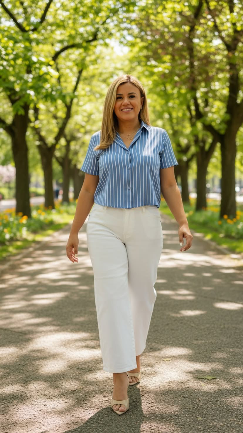 Blusa Azul Satinada Estampado Rayas Blancas
