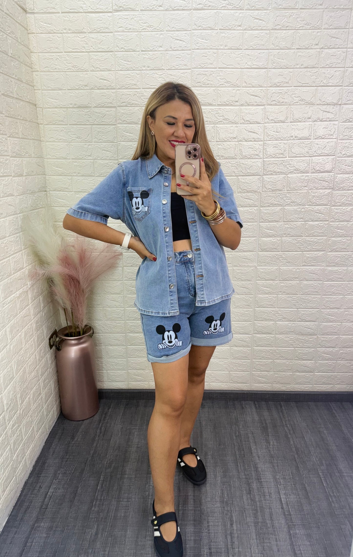 Set de Mezclilla Estampado Mickey, Blusa y Short