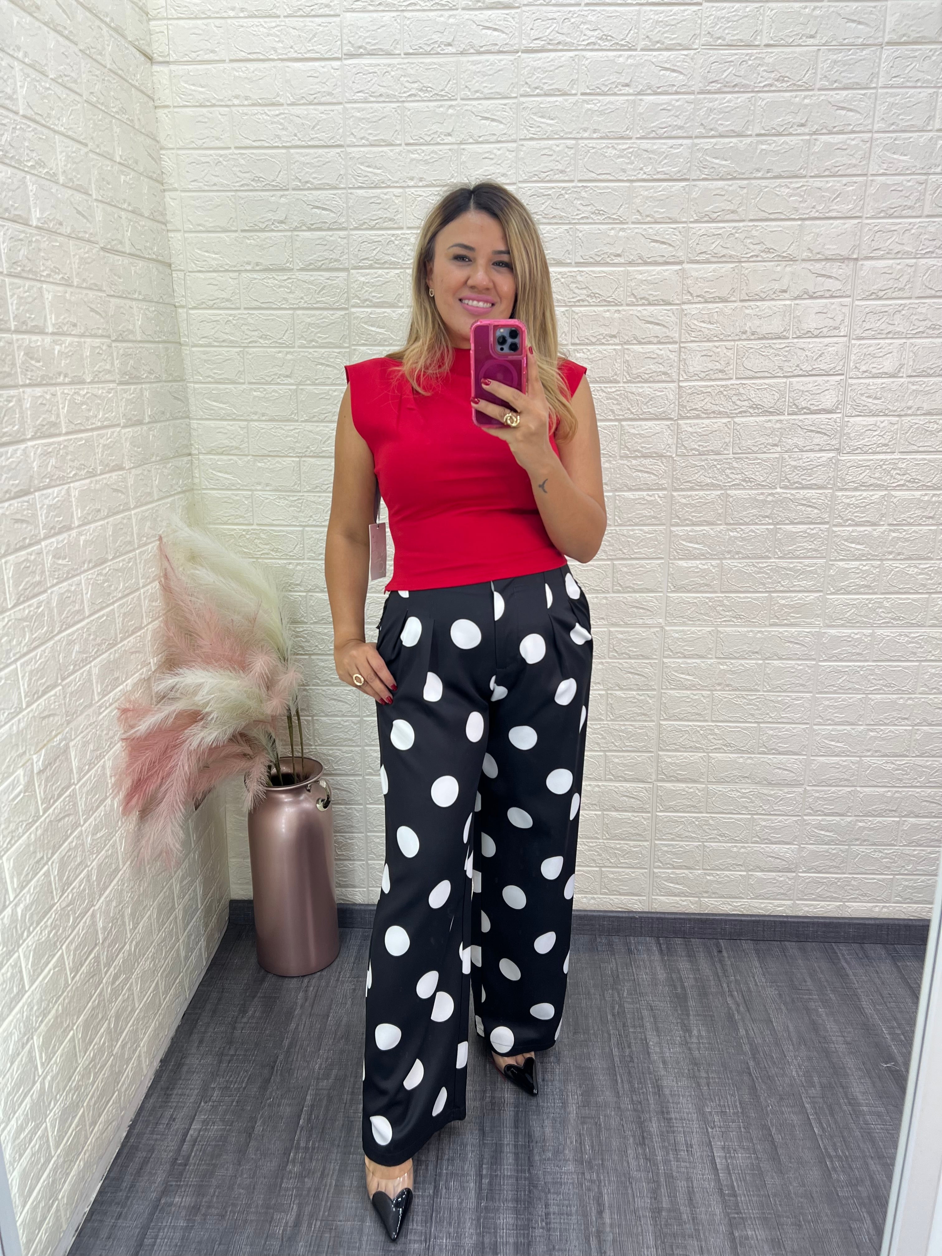 Blusa Roja SIn Mangas Cuello Redondo