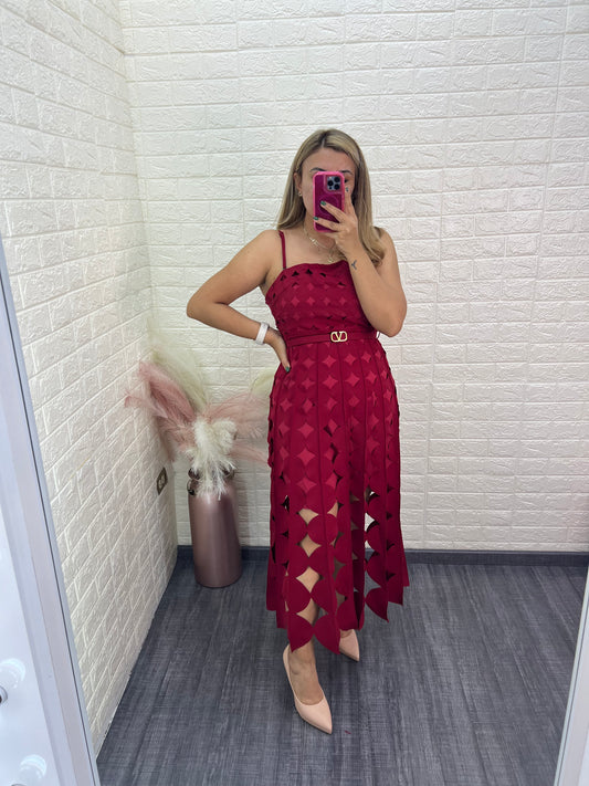 Vestido Guindo de Tirantes con Forro y Cinto