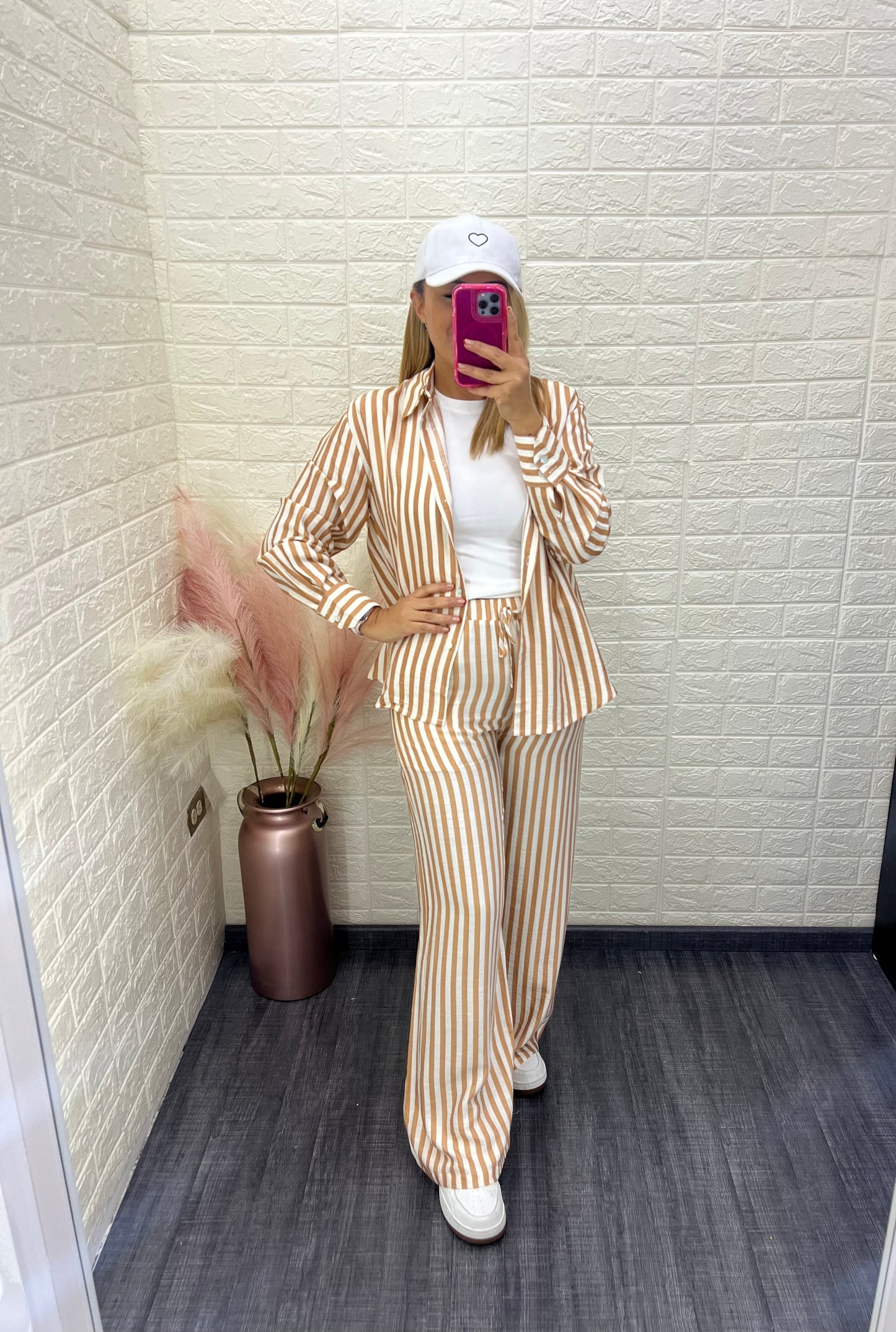 Conjunto Color Chedrón Rayas Blancas de Blusa Manga Larga y Pantalón