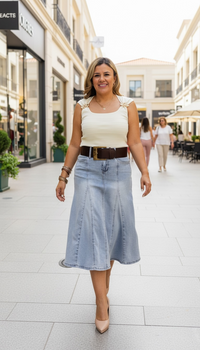 Blusa Amarilla sin mangas con Broches Dorados