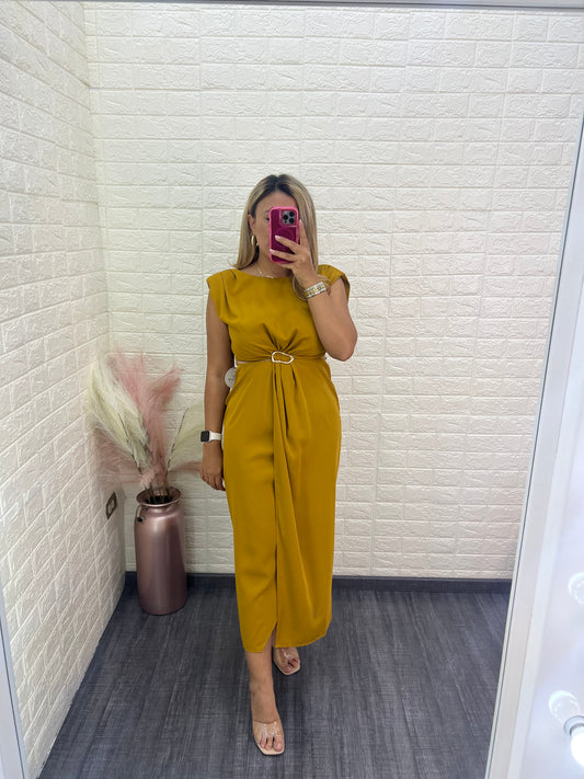 Vestido Liso con Hombreras en Color Mostaza