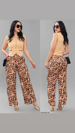 Conjunto de Chaleco y Pantalón Beige con Estampado Animal Print