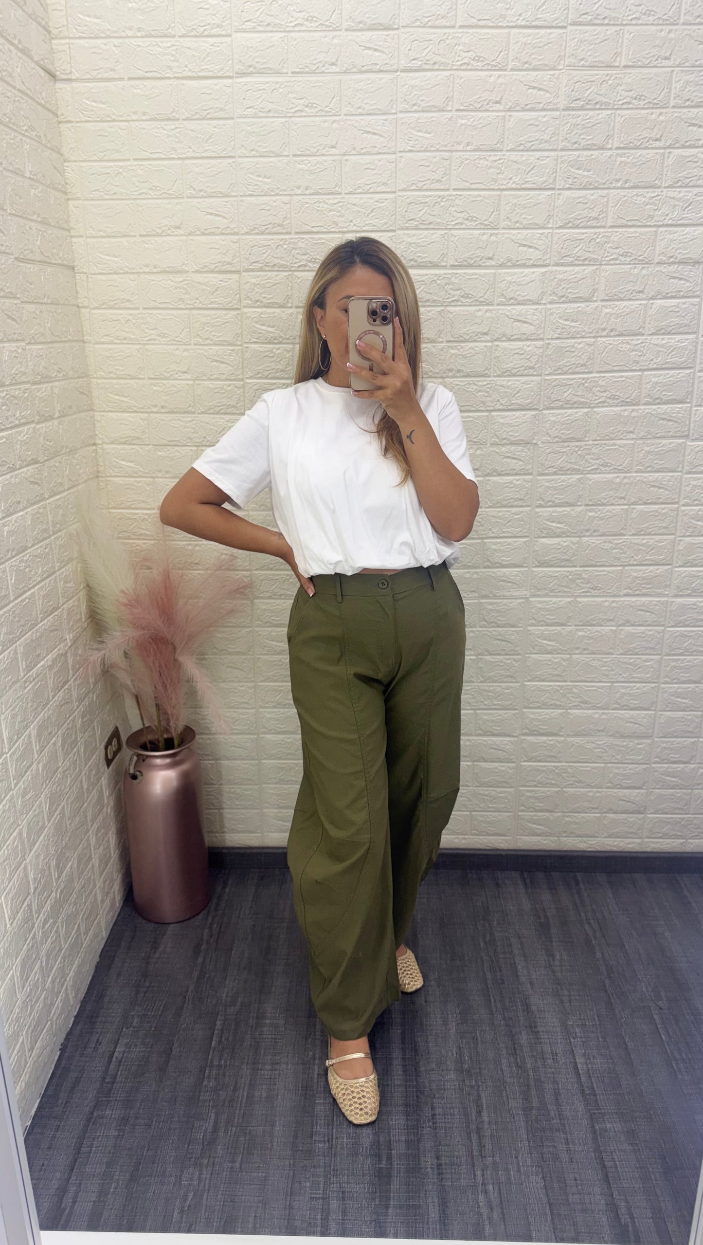 Blusa Blanca Corte Over Size con Elástico en Cintura