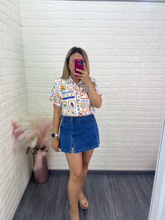 Camisa Blanca con Estampado Tipo Playero