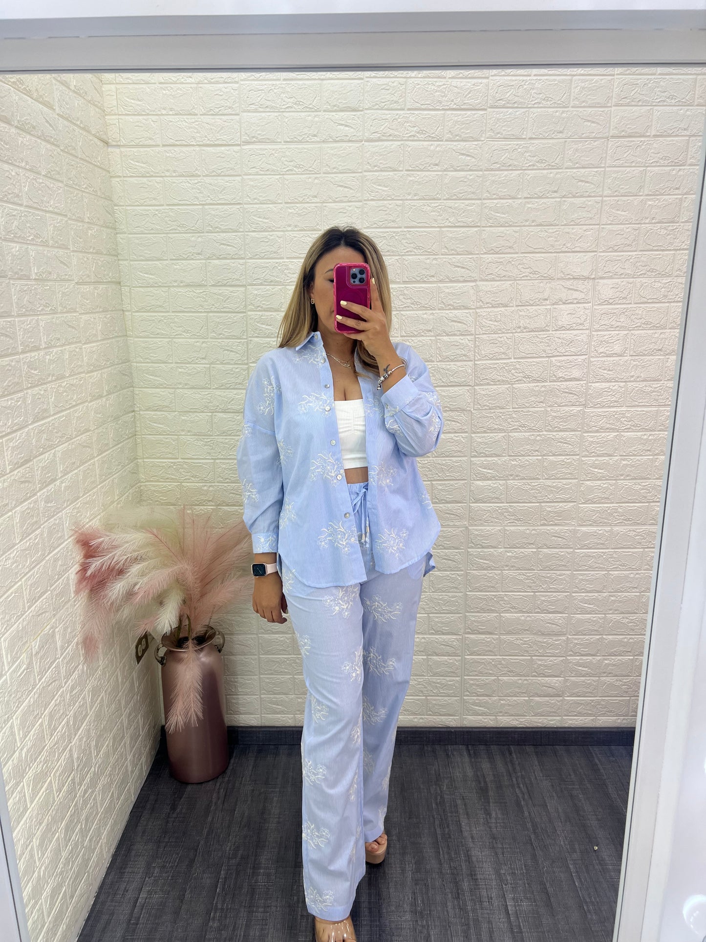 Conjunto Sky Blue de Blusa y Pantalón Estampado Rayas Con Bordados