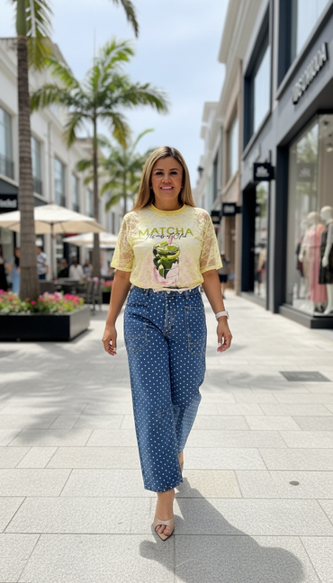 Blusa Amarilla de Encaje con Estampado Matcha