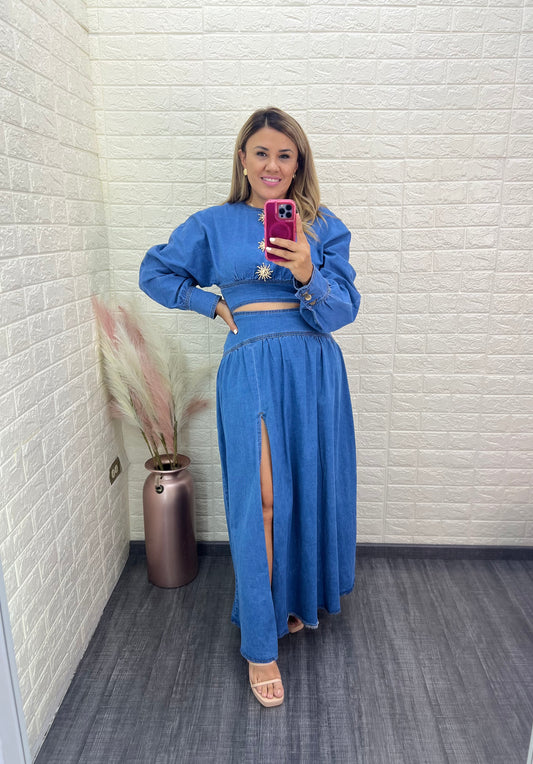 Conjunto de Mezclilla Ligera de Blusa y Falda con Abertura