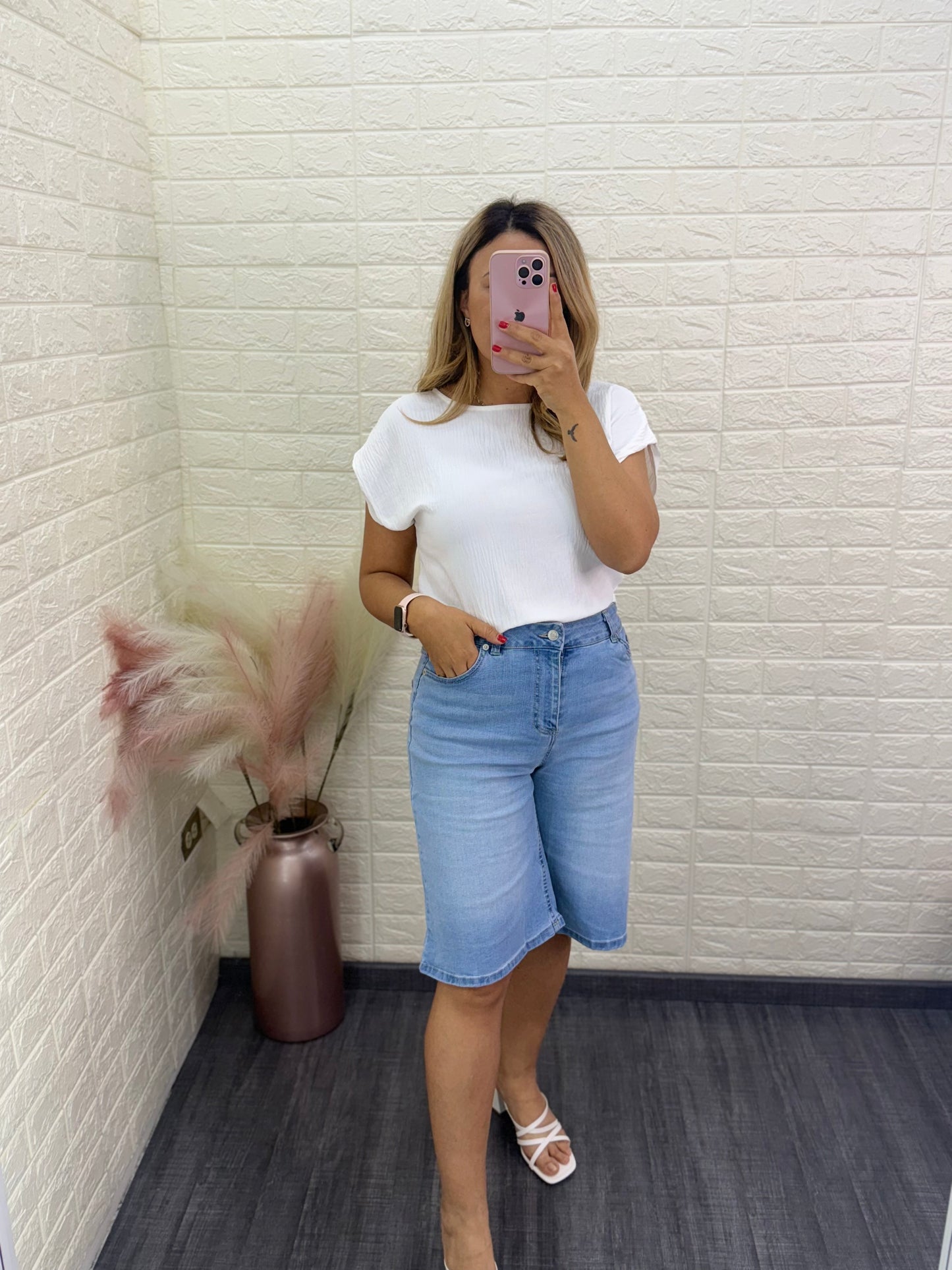 Blusa Cuello Redondo Mangas Cortas Color Blanco