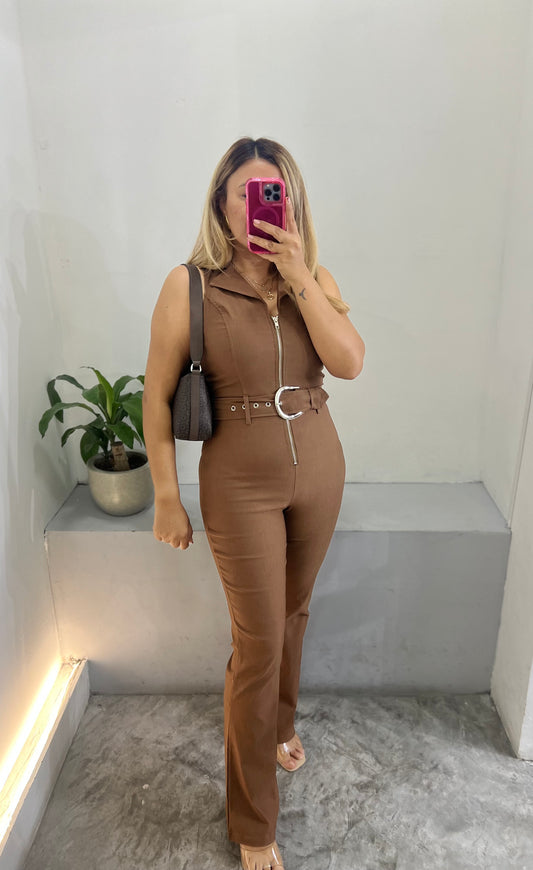Jumpsuit Café de Mezclilla Ligera sin Mangas