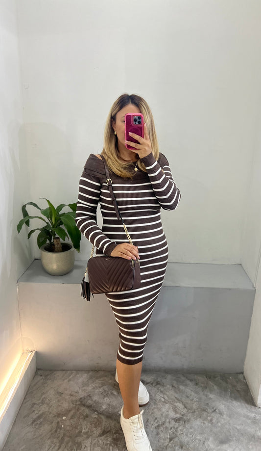 Vestido Café Estampado a Rayas