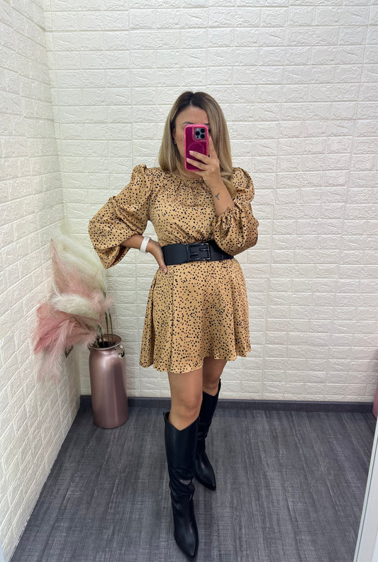 Vestido Color Beige Con Estampado Puntos Negros