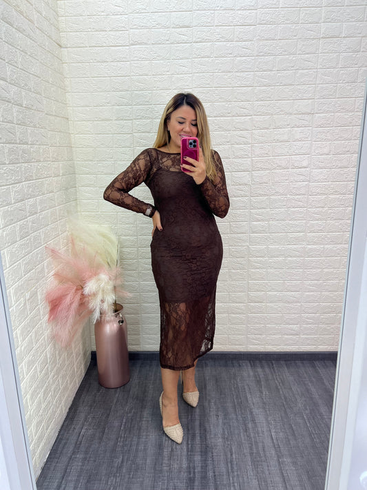 Vestido Café Largpo de Encaje con Forro